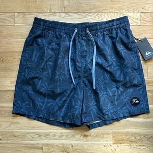 Quicksilver Men’s Boardshorts Blue Palm Tree Print Size L NWT